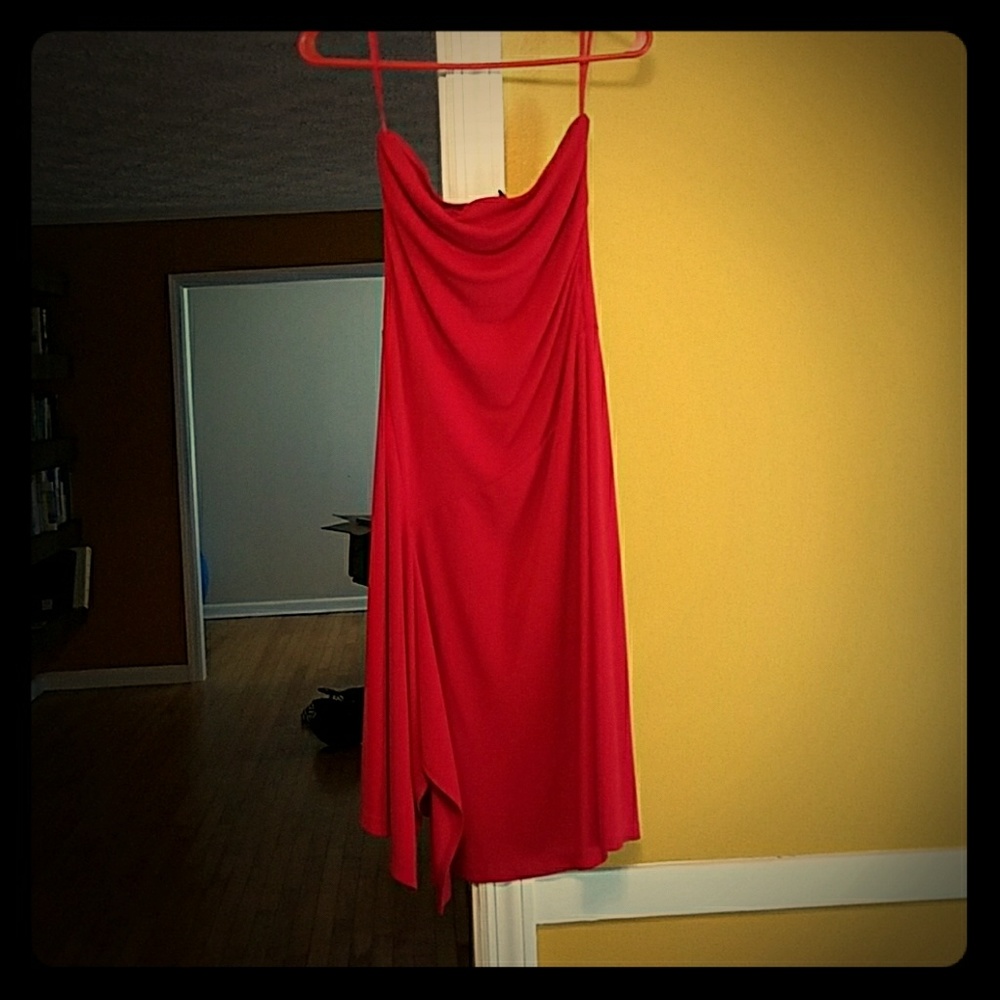 Limited strapless dress